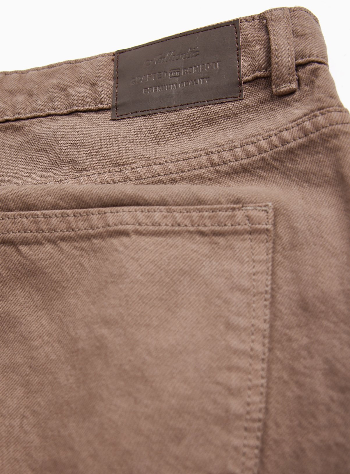 Brown Straight Leg Jeans 42L - Image 4 thumbnail
